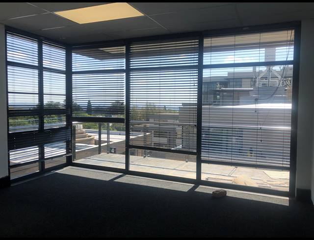 213M² SERVICED OFFICE TO LET IN SANDHURST